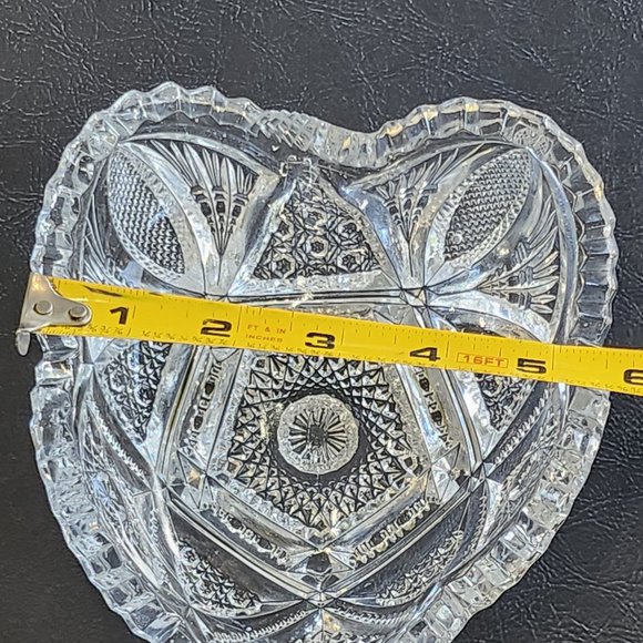 Mid-Century EAPG Imperial Glass Heart Shaped Candy/Nut Dish Signed Nucut Pattern - Picture 8 of 10